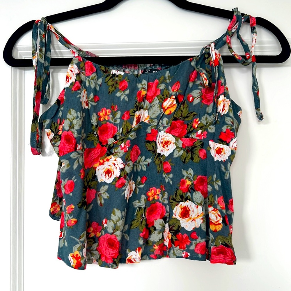 Floral Tank Top Blouse